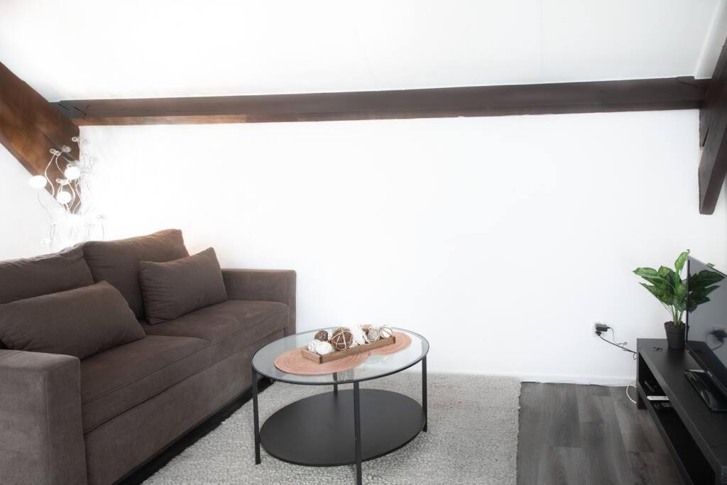 Uroczy Apartament I Bezplatny Parking Na Miejscu Kerkrade Dış mekan fotoğraf